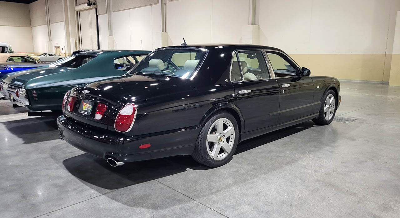 2nd Image of a 2004 BENTLEY ARNAGE T
