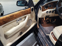 Image 6 of 9 of a 2004 BENTLEY ARNAGE T