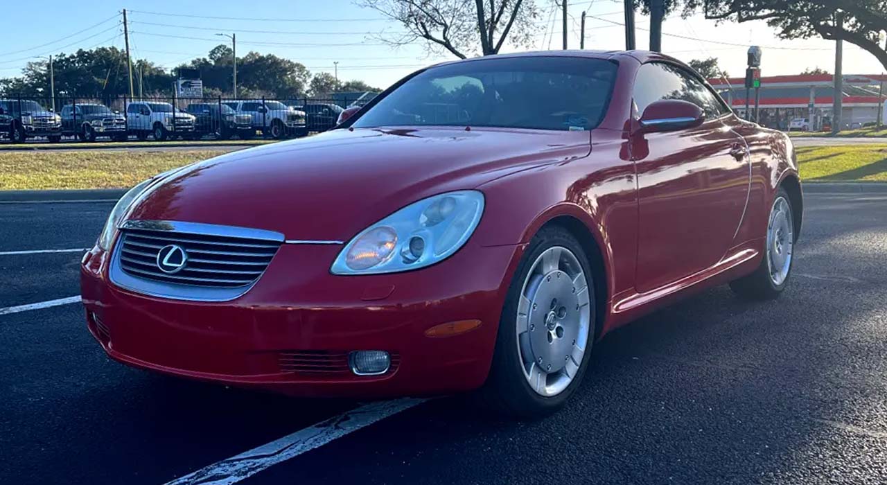 2nd Image of a 2002 LEXUS SC 430