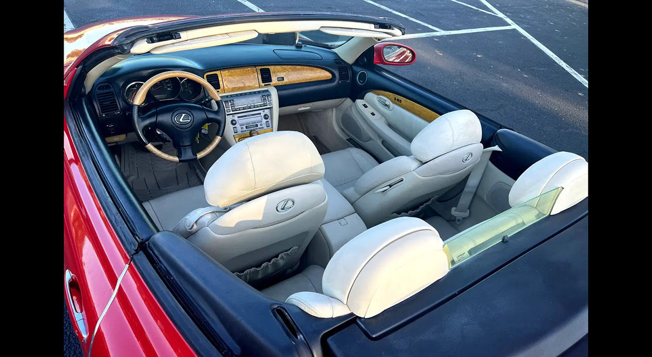 15th Image of a 2002 LEXUS SC 430