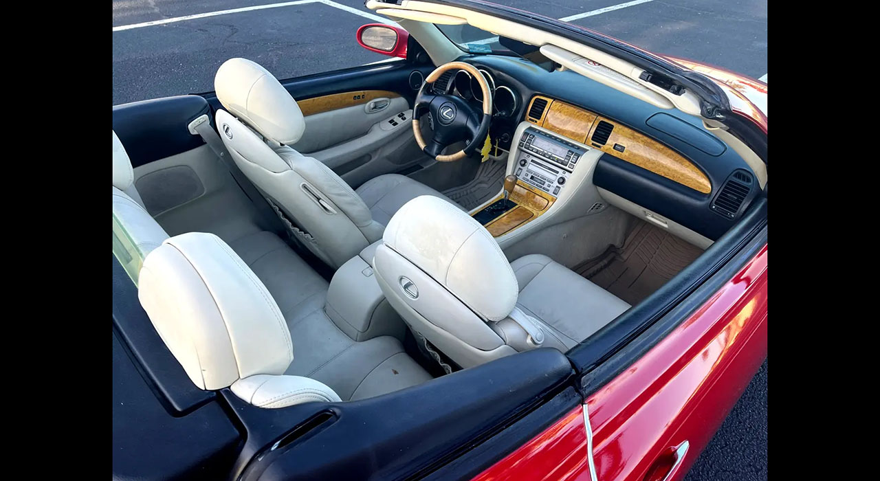 16th Image of a 2002 LEXUS SC 430