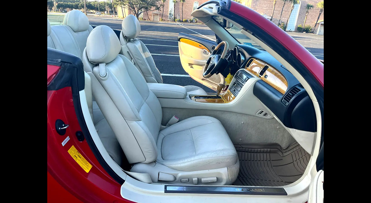 18th Image of a 2002 LEXUS SC 430