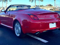 Image 5 of 31 of a 2002 LEXUS SC 430