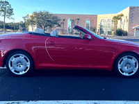 Image 10 of 31 of a 2002 LEXUS SC 430