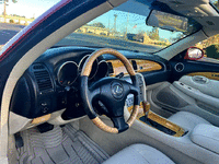Image 20 of 31 of a 2002 LEXUS SC 430