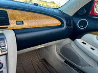 Image 26 of 31 of a 2002 LEXUS SC 430