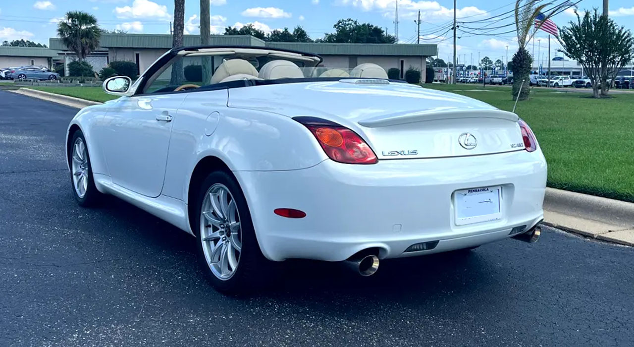 9th Image of a 2005 LEXUS LC 430
