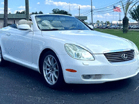 Image 4 of 31 of a 2005 LEXUS LC 430