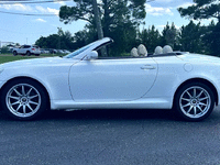 Image 7 of 31 of a 2005 LEXUS LC 430