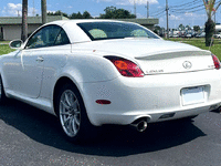 Image 9 of 31 of a 2005 LEXUS LC 430