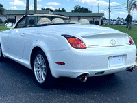 Image 10 of 31 of a 2005 LEXUS LC 430