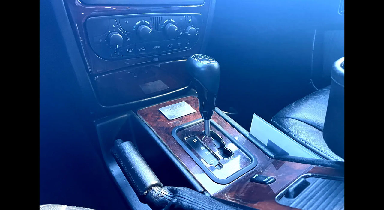19th Image of a 2005 MERCEDES-BENZ G-CLASS G500
