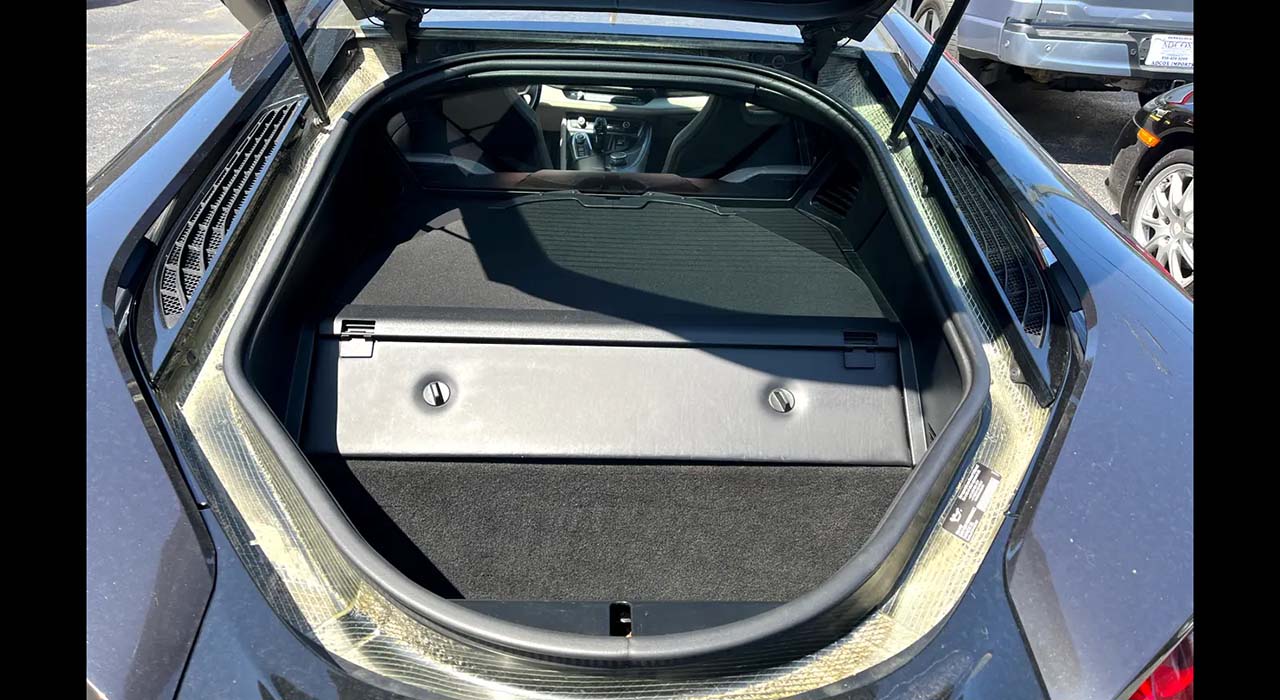 26th Image of a 2015 BMW I8