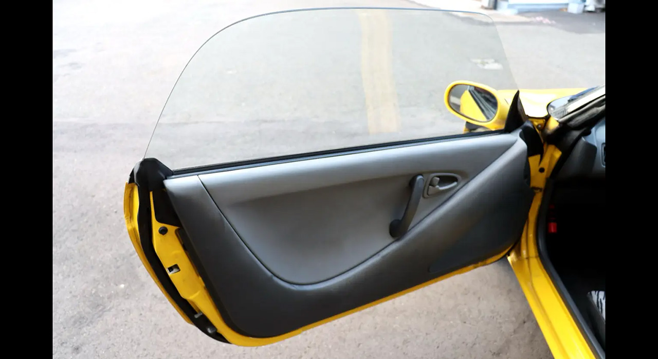 4th Image of a 1991 HONDA BEAT