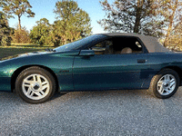 Image 3 of 23 of a 1995 CHEVROLET CAMARO