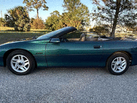 Image 4 of 23 of a 1995 CHEVROLET CAMARO