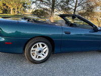 Image 6 of 23 of a 1995 CHEVROLET CAMARO