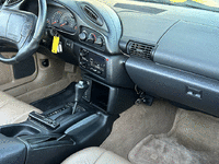 Image 13 of 23 of a 1995 CHEVROLET CAMARO