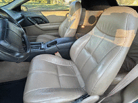 Image 16 of 23 of a 1995 CHEVROLET CAMARO