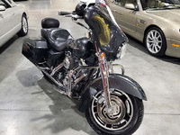Image 2 of 10 of a 2006 HARLEY-DAVIDSON FLHX