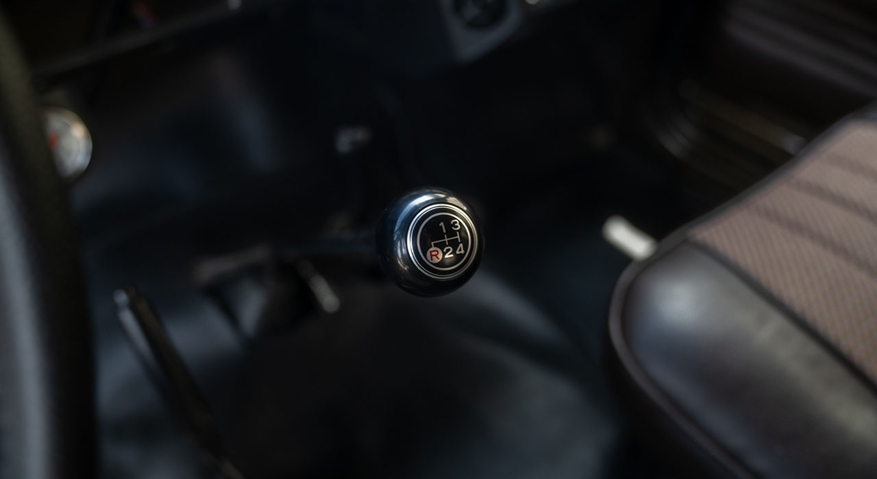 13th Image of a 1982 TOYOTA LAND CRUISER FJ40 4X4