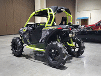 Image 3 of 11 of a 2015 CAN-AM MAVERICK