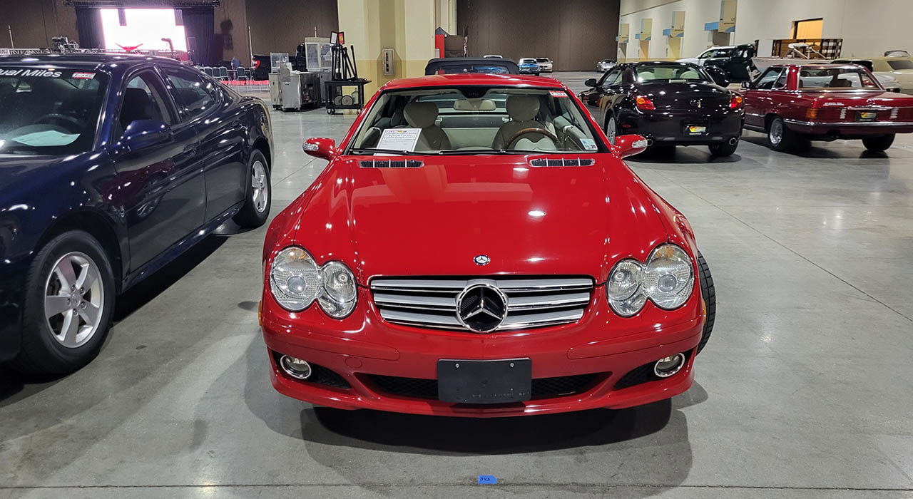3rd Image of a 2007 MERCEDES-BENZ SL-CLASS SL550