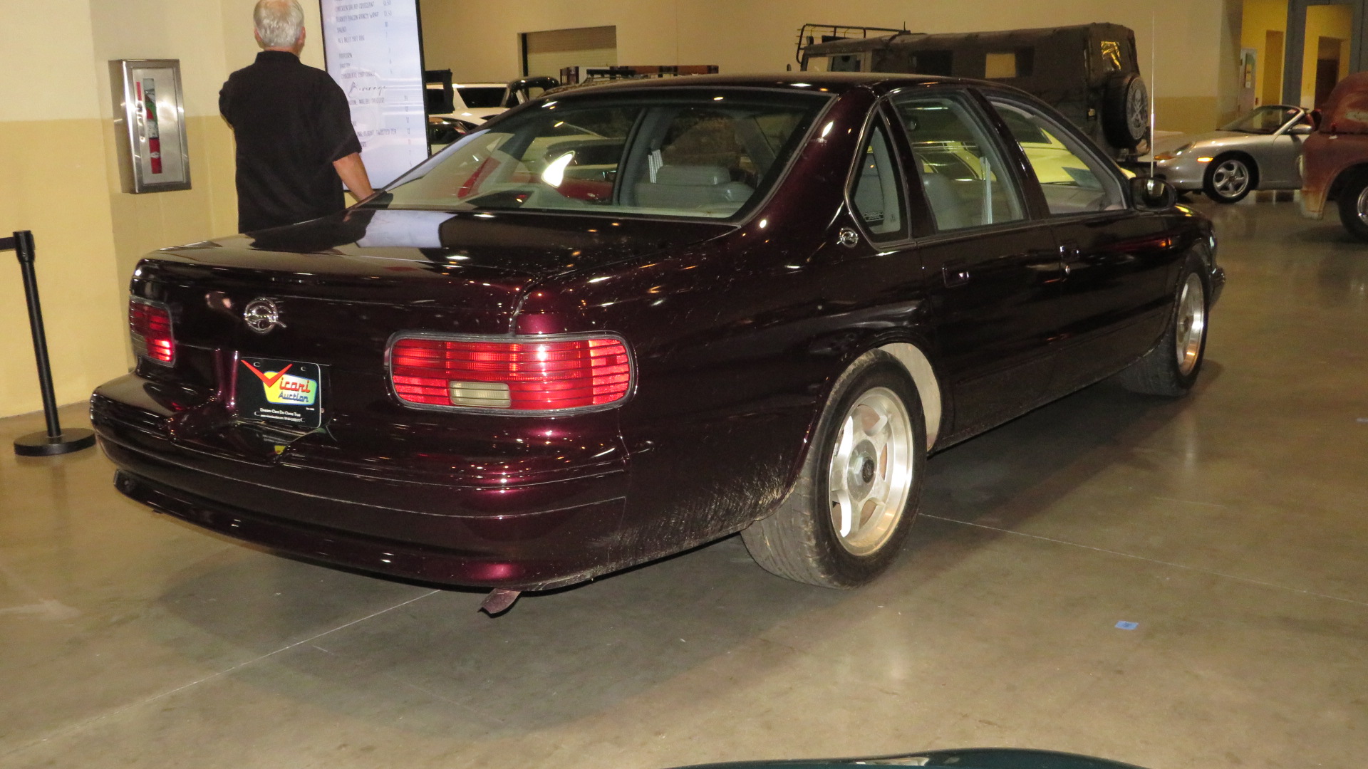 2nd Image of a 1996 CHEVROLET CAPRICE CLASSIC OR IMPALA
