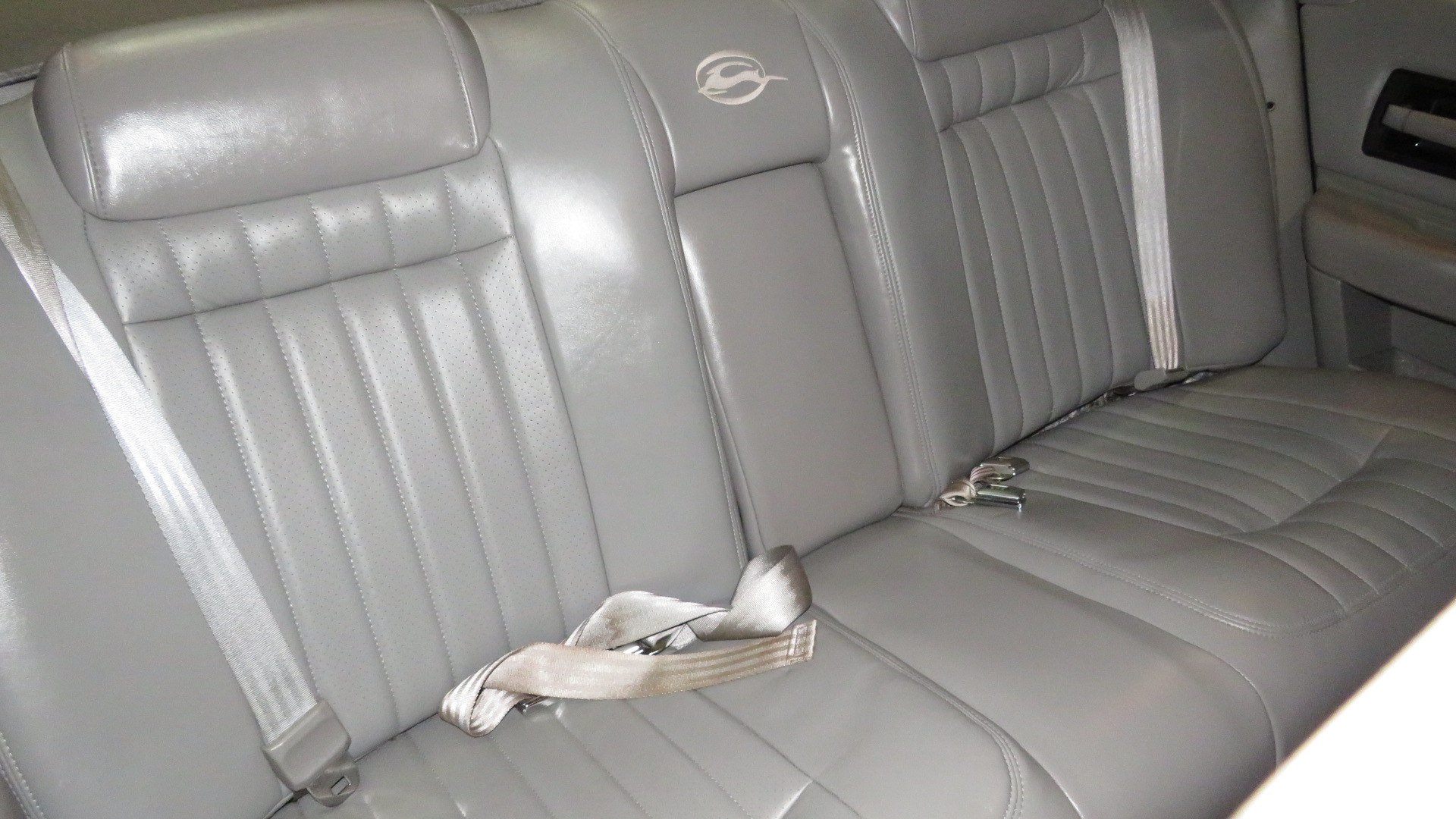 9th Image of a 1996 CHEVROLET CAPRICE CLASSIC OR IMPALA