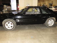 Image 3 of 14 of a 1989 FORD MUSTANG LX