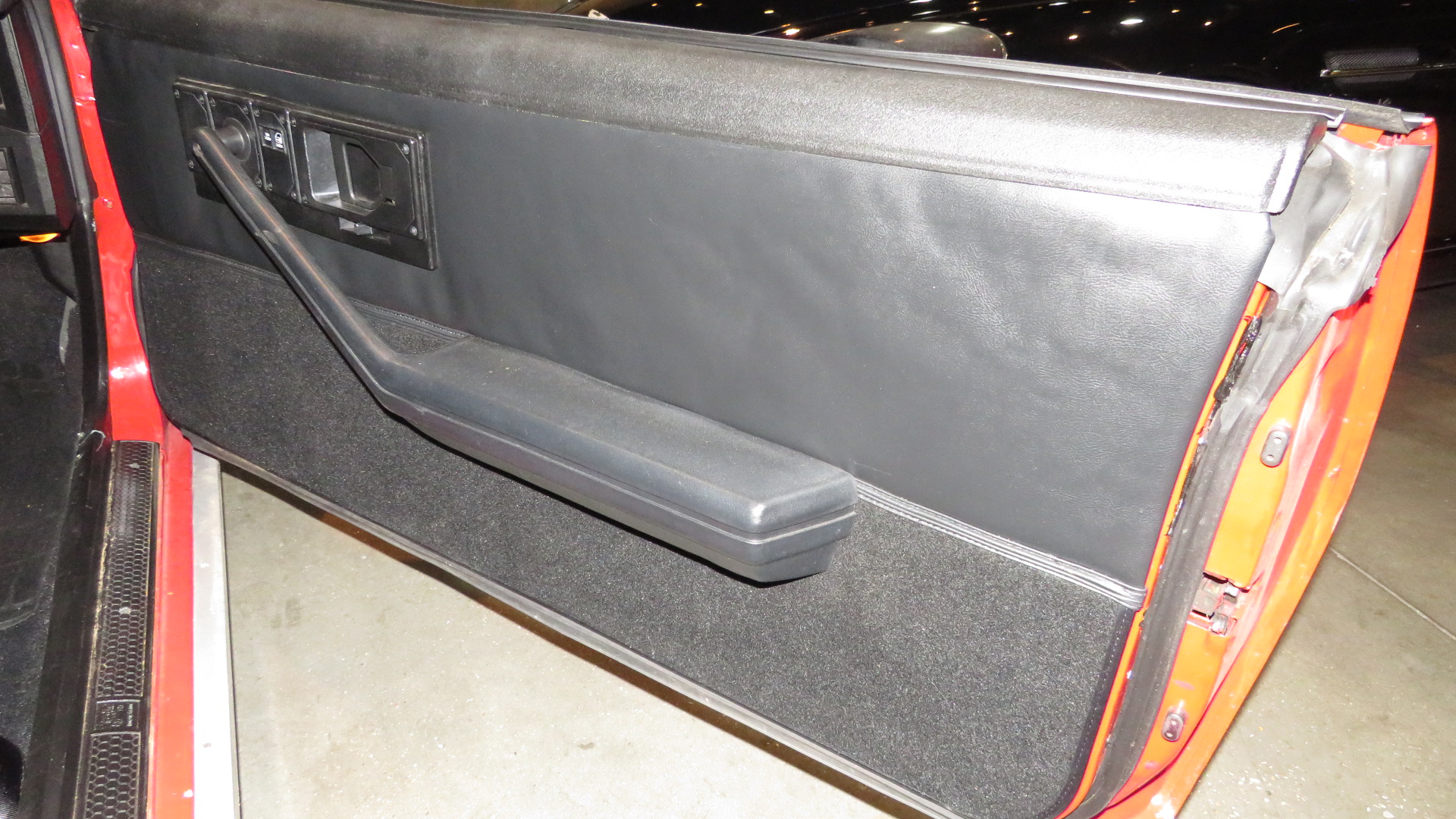 13th Image of a 1982 CHEVROLET CAMARO