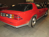 Image 4 of 14 of a 1982 CHEVROLET CAMARO