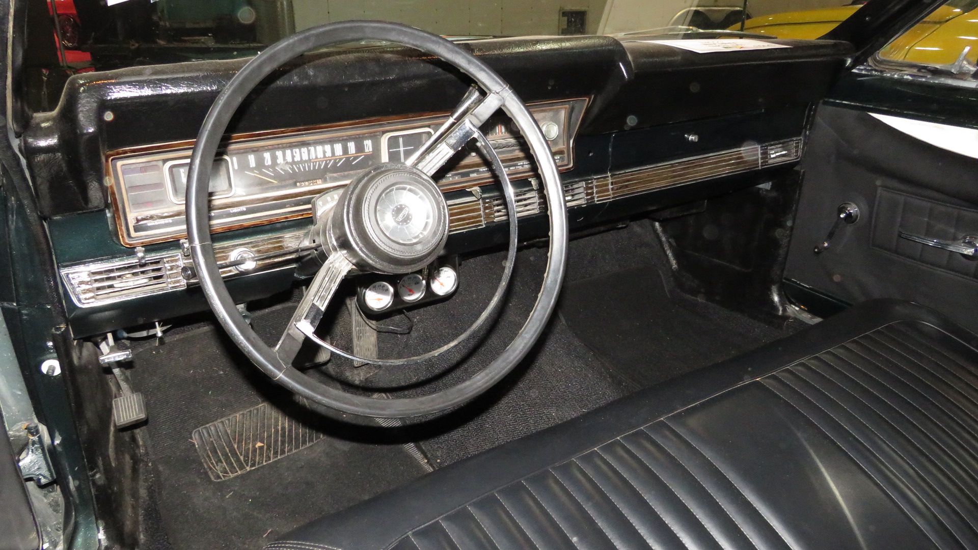 4th Image of a 1967 FORD FAIRLANE
