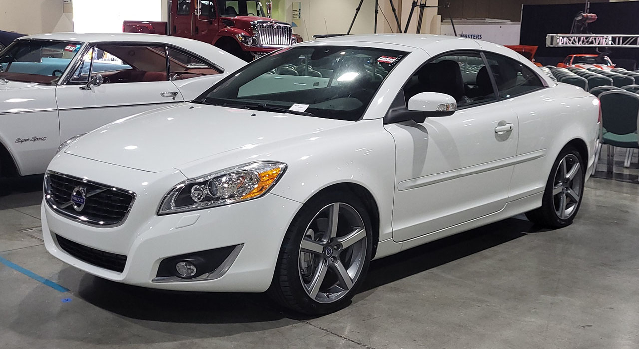 0th Image of a 2013 VOLVO C70 T5