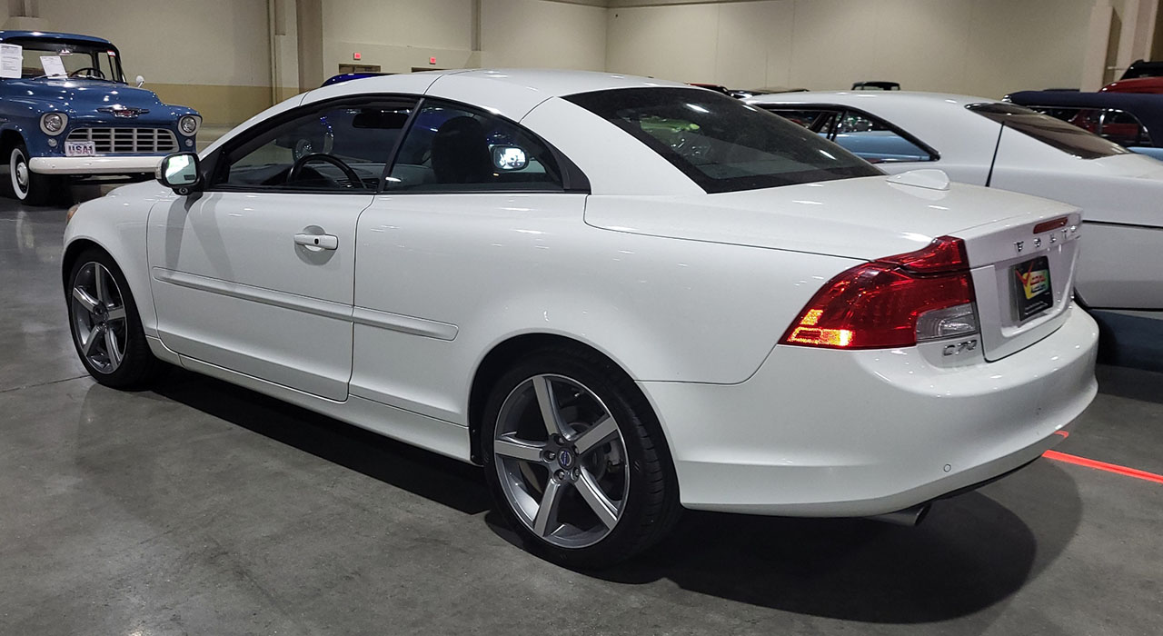 1st Image of a 2013 VOLVO C70 T5