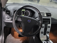 Image 6 of 8 of a 2013 VOLVO C70 T5