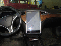 Image 6 of 12 of a 2017 TESLA MODEL S LONG RANGE