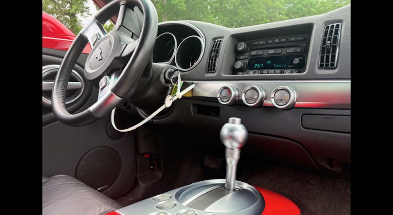 12th Image of a 2003 CHEVROLET SSR LS