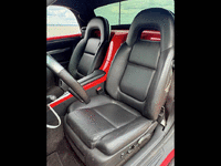 Image 15 of 23 of a 2003 CHEVROLET SSR LS