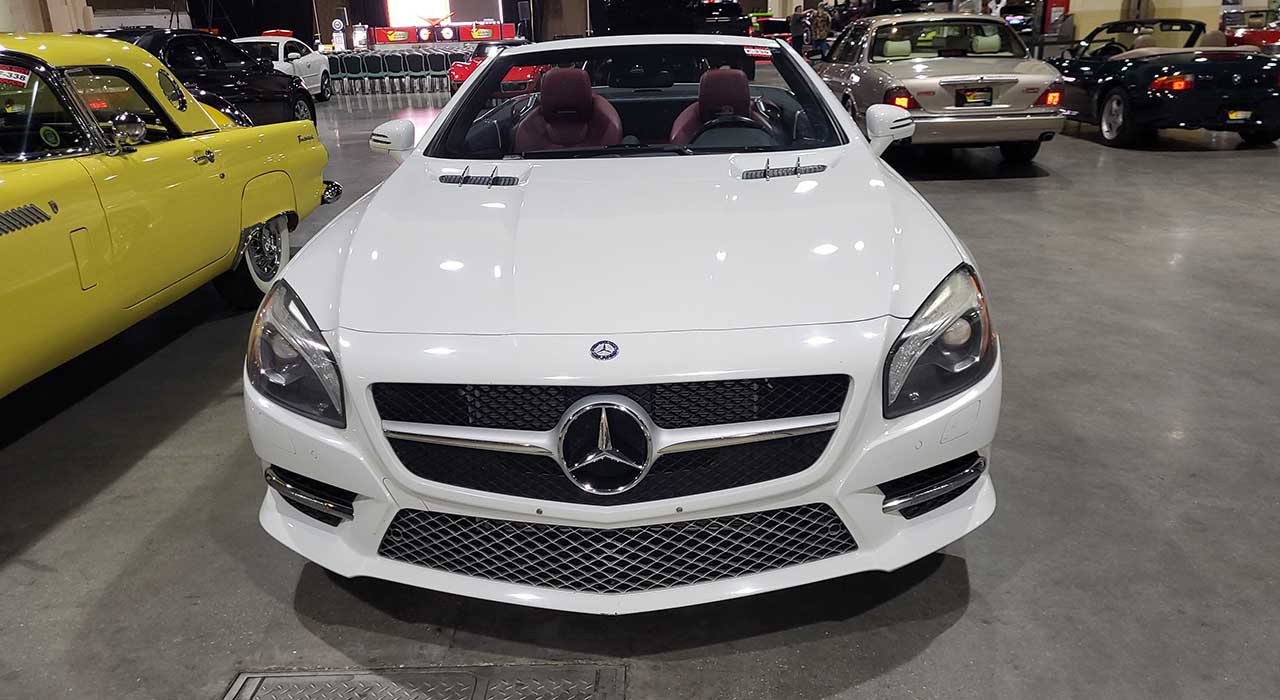 3rd Image of a 2015 MERCEDES-BENZ SL-CLASS SL400