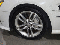Image 6 of 15 of a 2015 MERCEDES-BENZ SL-CLASS SL400