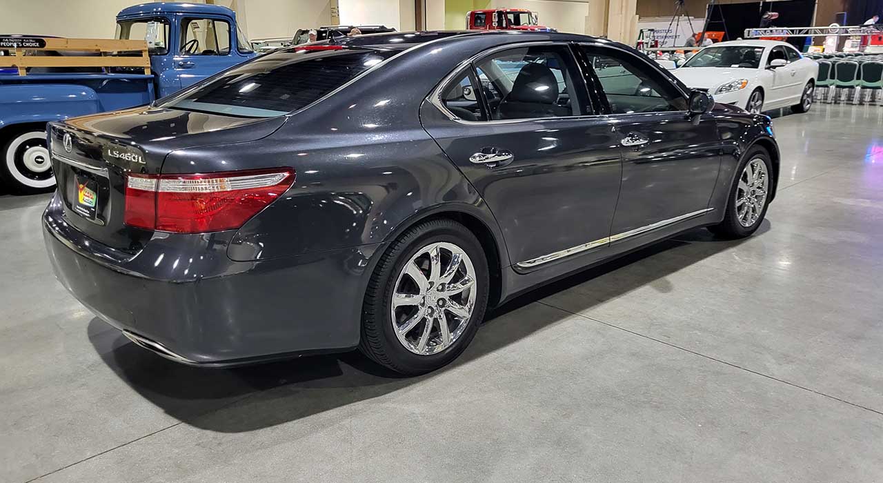 1st Image of a 2008 LEXUS LS 460