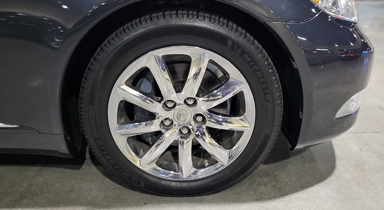 5th Image of a 2008 LEXUS LS 460