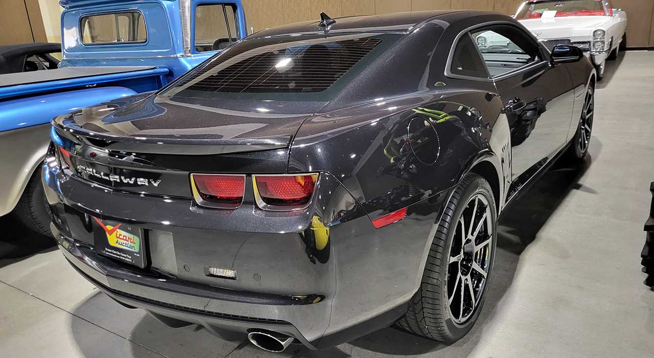 2nd Image of a 2012 CHEVROLET CAMARO