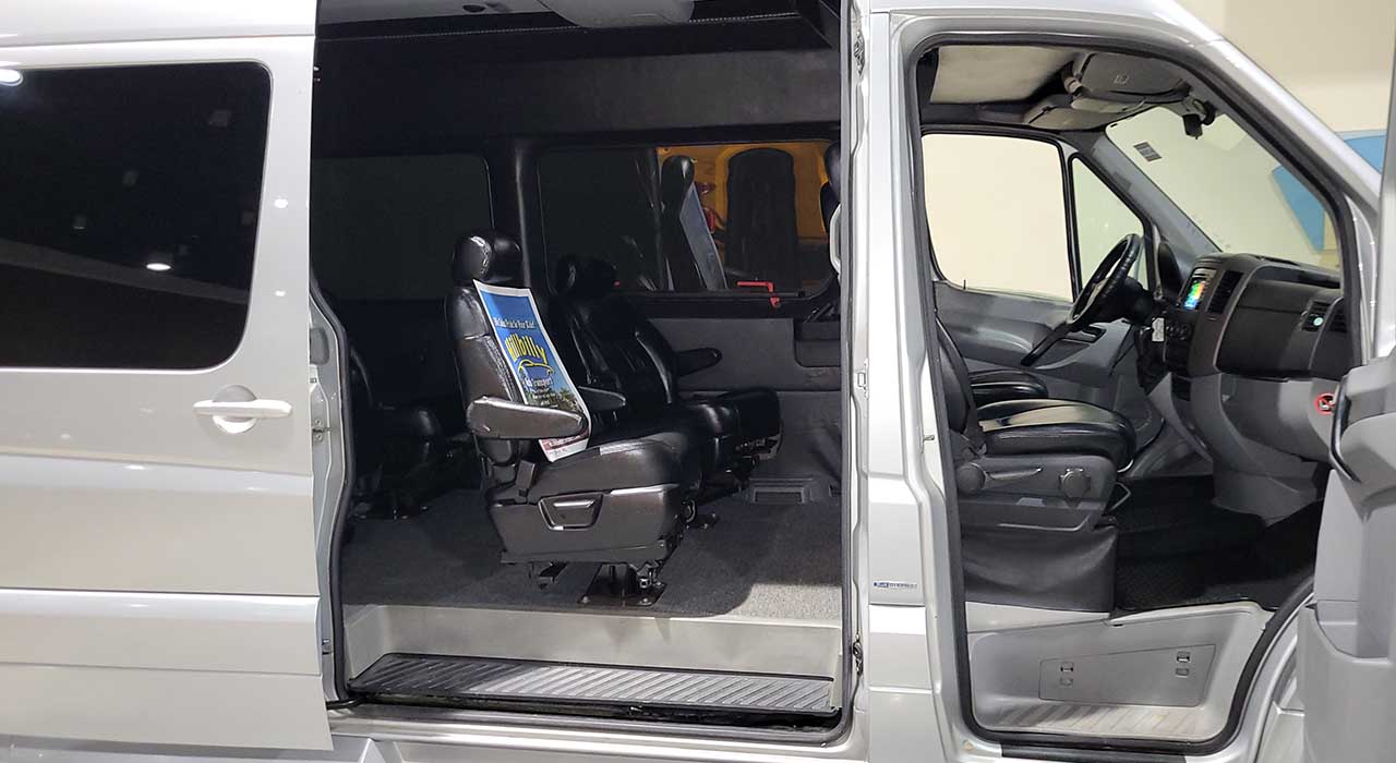 9th Image of a 2011 MERCEDES-BENZ SPRINTER 2500