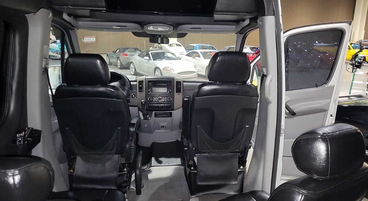 11th Image of a 2011 MERCEDES-BENZ SPRINTER 2500
