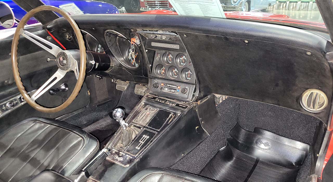 5th Image of a 1968 CHEVROLET CORVETTE