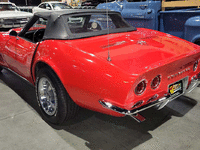 Image 2 of 9 of a 1968 CHEVROLET CORVETTE