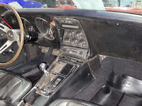 Image 6 of 9 of a 1968 CHEVROLET CORVETTE