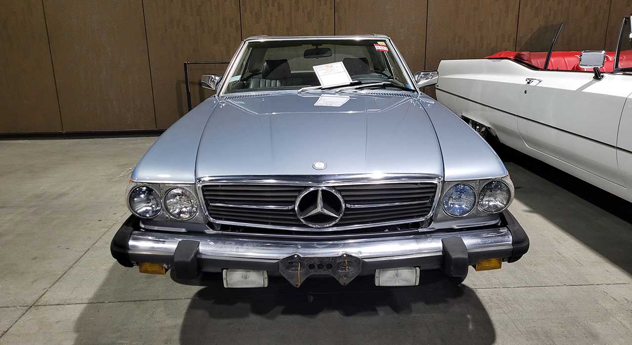 3rd Image of a 1984 MERCEDES-BENZ 380 380SL
